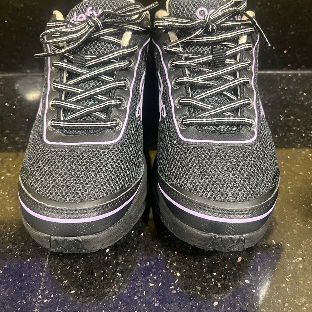 Stylish Black and Purple Women's Sneakers